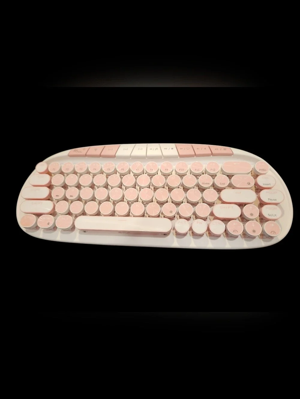 Retro Round-Key Wireless Keyboard in Blush Pink and White
